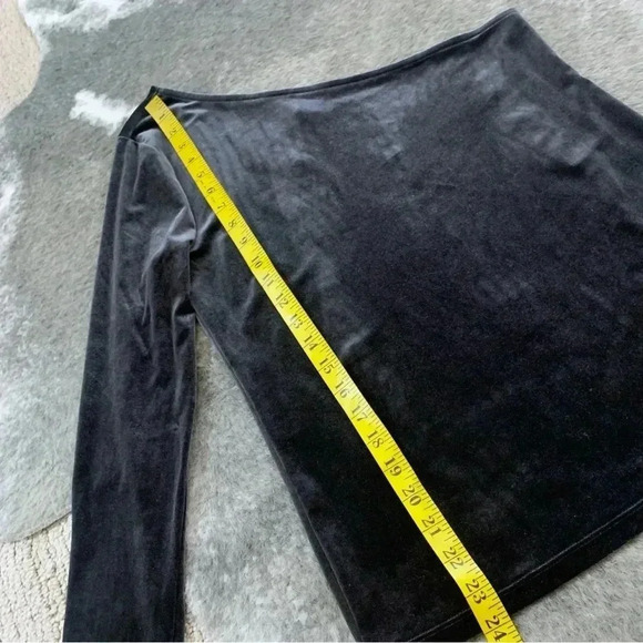 NWT Old Navy Velvet One Shoulder Top - Picture 10 of 11